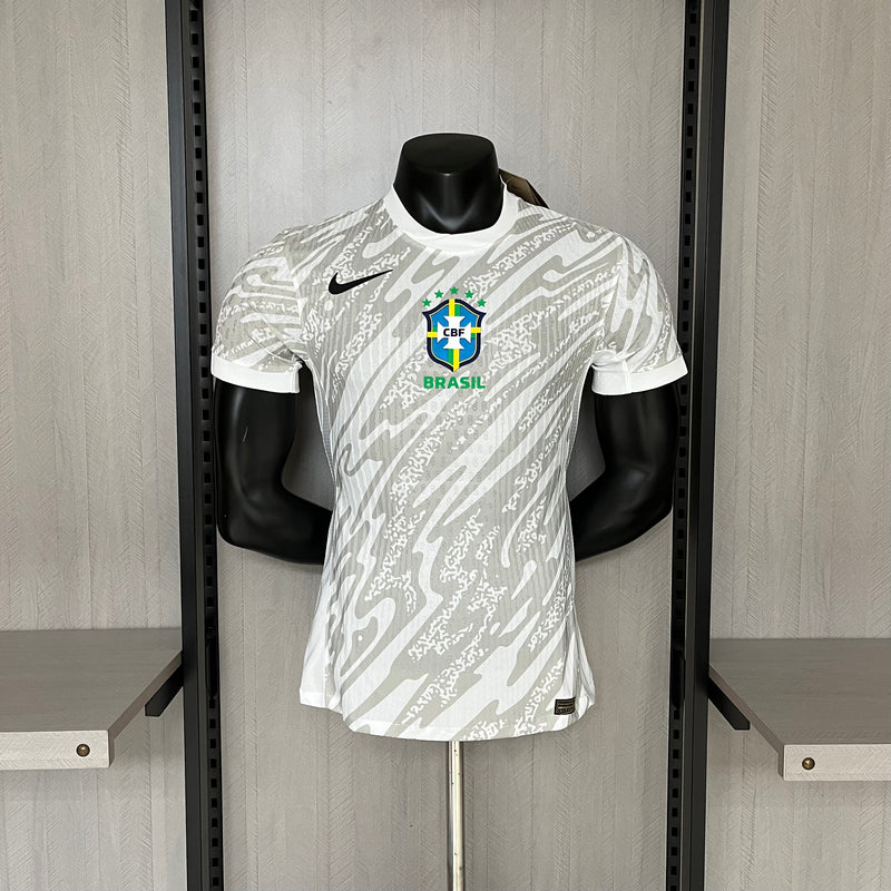 CAMISETA BRASIL BLANCA LLI COPA AMÉRICA 2024 HOMBRE (VERSIÓN JUGADOR)